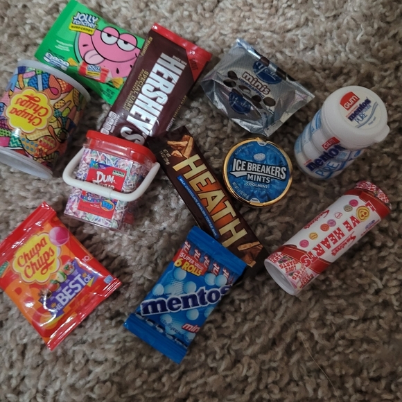 mini brands Other - Lot of mini brands